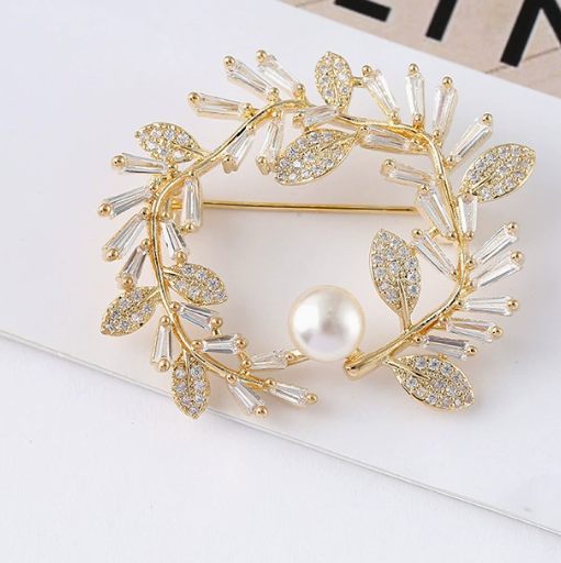 Iridescent Freshwater Pearl Brooch