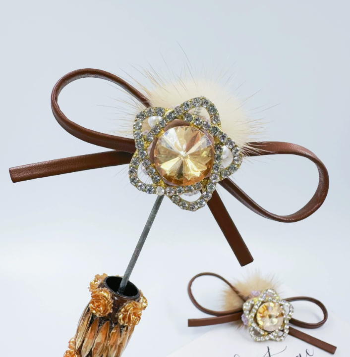 Brown Fur Ball Bow Heavy Craft Accessories Zircon Beads DIY Materials for Phone ChainBrown Fur Ball Bow Heavy Craft Zircon Beads DIY