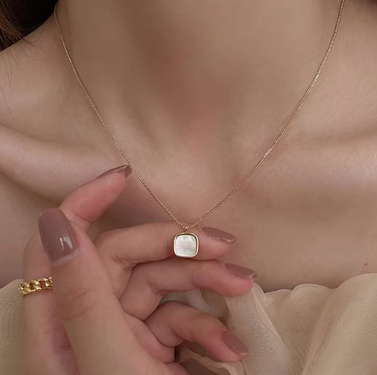 Square Shell Necklace Staineless Steel